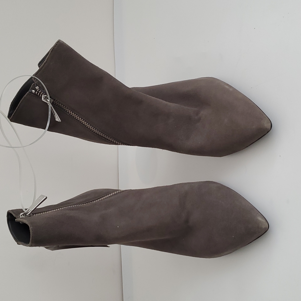 AUTHENTIC Michael Kors Grey Suede heeled booties